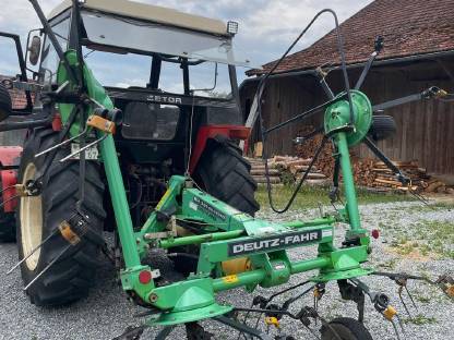 Bild 5:Deutz Fahr KH 3.52 DNH Kreiselheuer Heuwender Zetter Kreisler