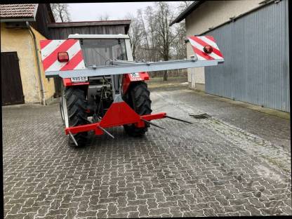 Ballengabel mit Schutz und Beleuchtung