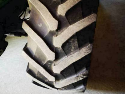 Traktorreifen 540/65R24 und 600/65R34