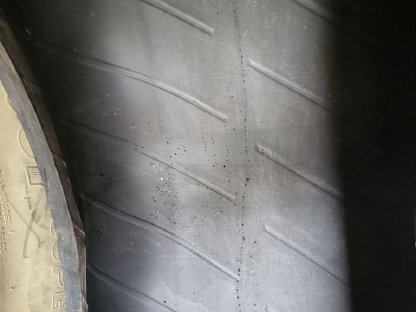 Bild 4:Traktorreifen Kleber 420/70R28