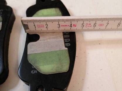 Bild 4:2. Satz Merlo Bremsbeläge