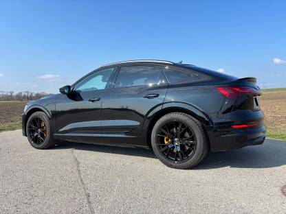 Bild 3:Audi Etron Sportback Black Edition, Werksgarantie bis 9.2027