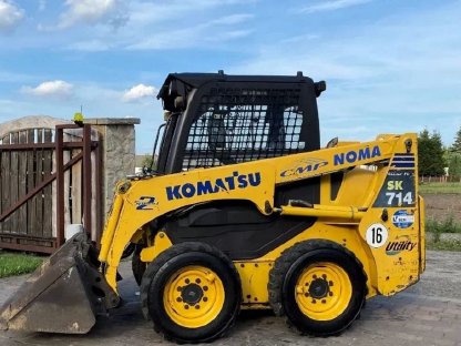 Komatsu SK714 Kompaktlader