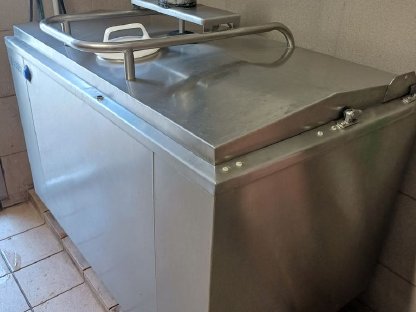 Bild 2:Westfalia Separator T75 und Tank 500 l