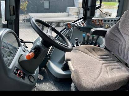Bild 5:Valtra Traktor 123N, Bulldog