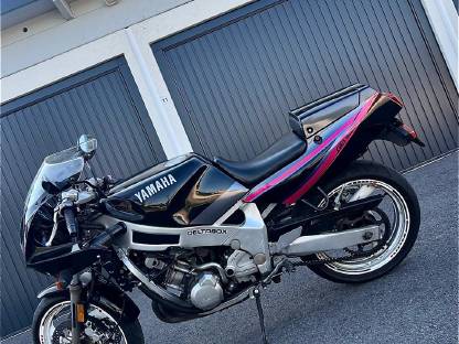 Bild 4:Yamaha FZR 500 Oldtimer mit Pickerl neu