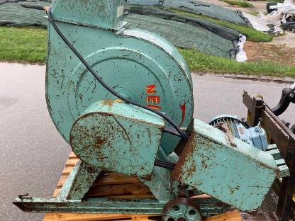 Bild 3:Heugebläse Neuero