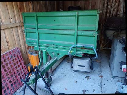 Bild 3:Traktor Anhänger