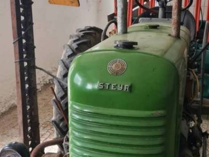 Bild 3:Steyr t 80a Hackfruchter
