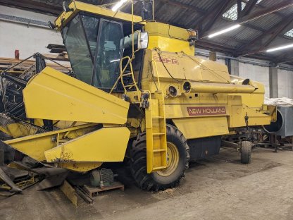 New Holland Clayson 8030 Mähdrescher