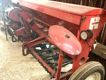 Bild 2:Sämaschine REFORM Semo 77