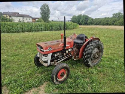 Massey Ferguson 135