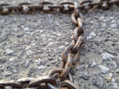 Bild 4:Pewag 4x4 Schneeketten