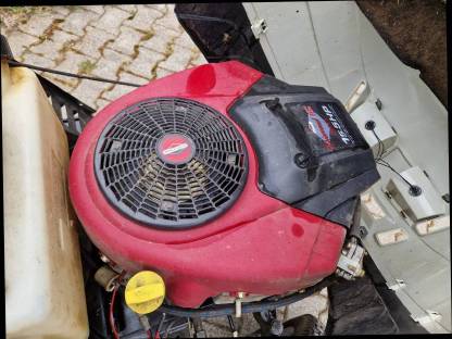 Bild 4:Viking Rasenmähertraktor TM780