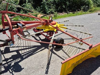 Bild 2:Pöttinger Top 340