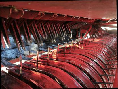 Bild 5:Pöttinger Boss II Tieflader