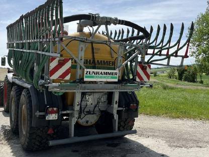 Bild 8:Zunhammer 14 m³ Schleuderfass