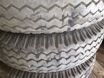 Bild 3:Brantner Kompletträder 9.00-16, noch 2 Stk.