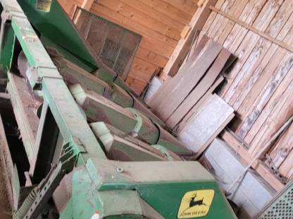 Bild 7:Mähdrescher John Deere 1075