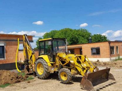 Bild 2:Baggerlader MF 50 H