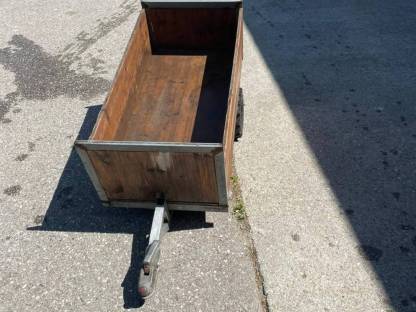 Bild 6:Kleinanhänger