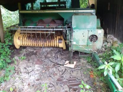 John Deere 342 HD Presse