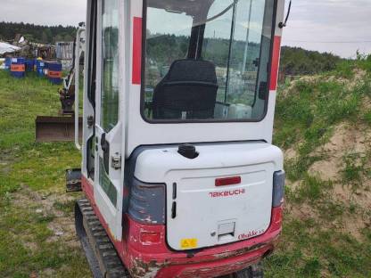 Takeuchi TB219 Powertilt 2,1 t