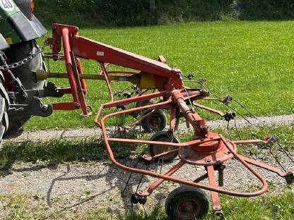 Pöttinger Kreiselheuer 446