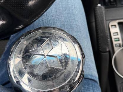 Bild 4:Mitsubishi Felgen mit Stollenreifen