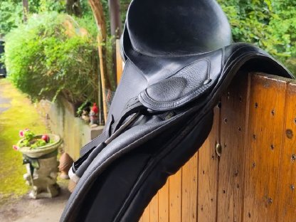 Bild 3:Stübben Scandica Dressursattel schwarz