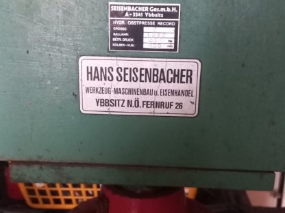 Bild 2:Hydraulische Mostpresse 140 l - Seisenbacher