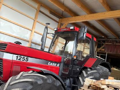 Bild 3:Case 1255 - guter gepflegter Traktor