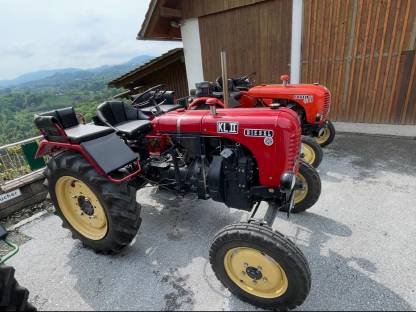 Steyr 86 und Steyr T84e
