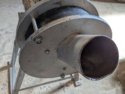 Bild 4:Getreidequetsche & Getreidemühle – robust & einsatzbereit