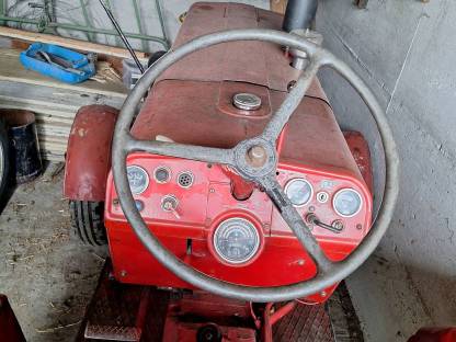 Bild 2:Steyr 430 und IHC Cormick