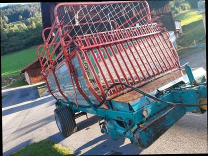 Bild 2:Steyr Hamster V802 Ladewagen