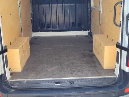 Bild 3:Opel Movano wenig km