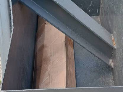 Bild 3:Eisenkiste zu verkaufen