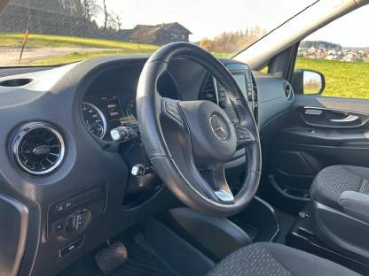 Bild 3:Mercedes Benz Vito Tourer Lang