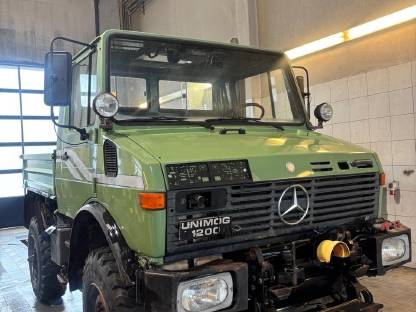 Unimog U 1200