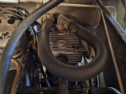 Bild 5:Deutz 8006, DX110 Druckluftanlage neuer Wabco Kompressor