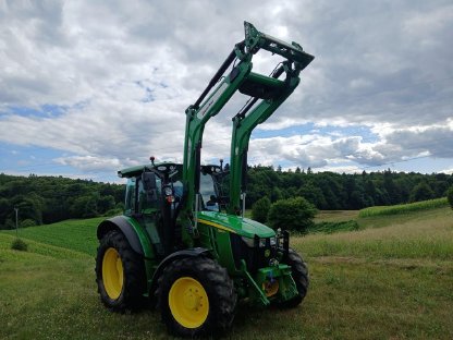 John Deere 5100R