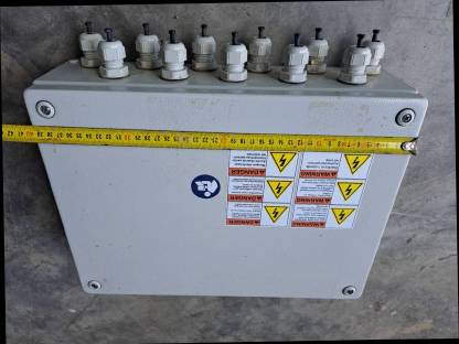 Bild 3:Verteilerschränke