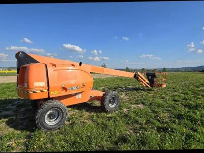 Bild 2:JLG 460SJ. Arbeitsbühne/Hupsteiger