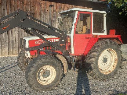 Steyr 8090 Allrad mit Frontlader