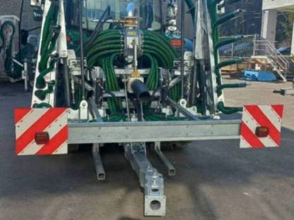 Bild 2:Schleppschuhverteiler Eagle 7,5 m von Farmtech