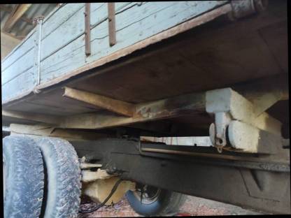 Bild 3:3-Seiten Kipper