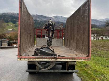 Bild 4:Rückewagen Krananhänger