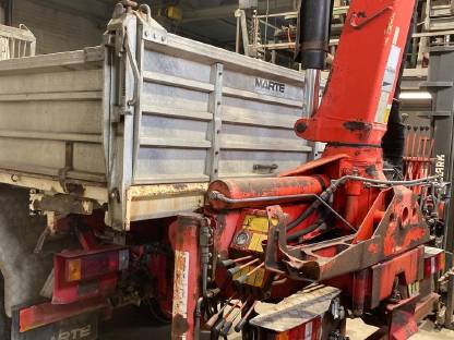 Bild 4:Lkw mit Kran Renault