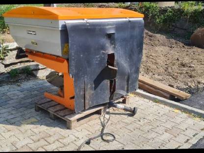 Bild 3:Landgut Salz-/Kunstdüngerstreuer